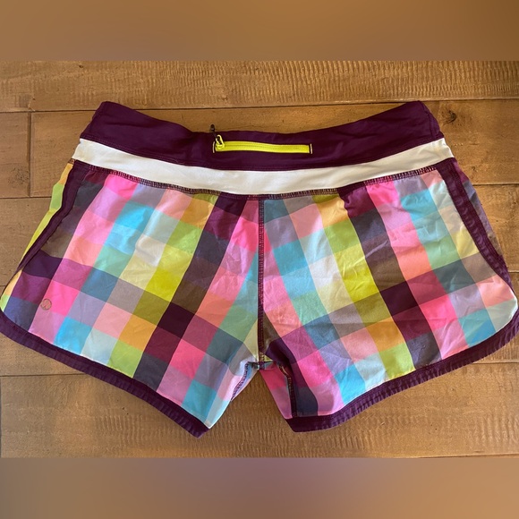 4 pairs of lululemon athletic shorts. - Picture 3 of 13